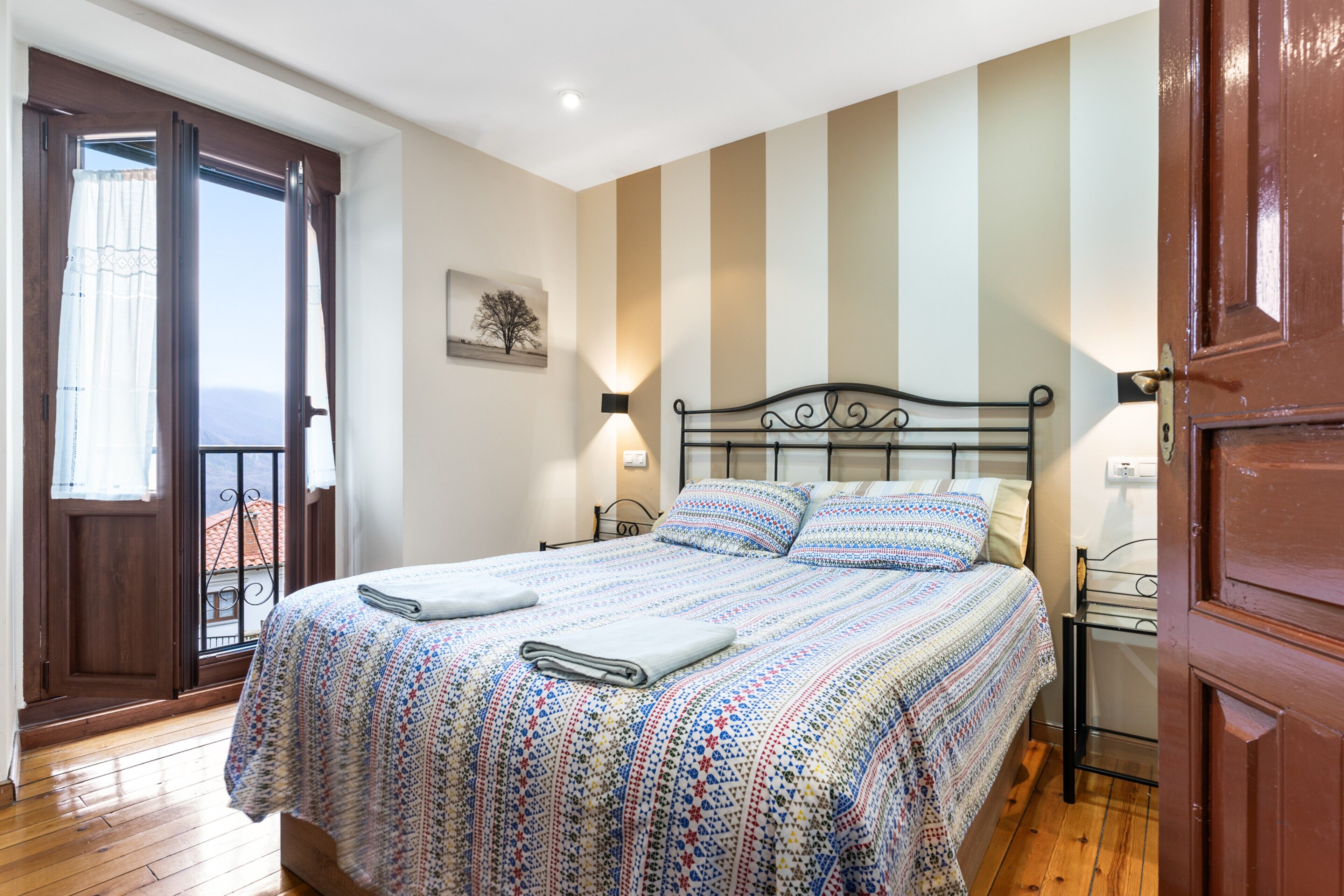 6 habitaciones, wifi gratis y ropa de cama 