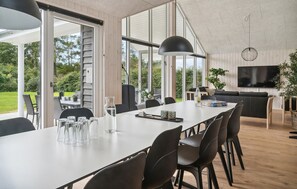 Dining - Beautiful home in Stege with sauna (Stege)