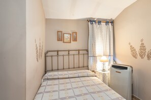 10 chambres, Wi-Fi gratuit, draps fournis