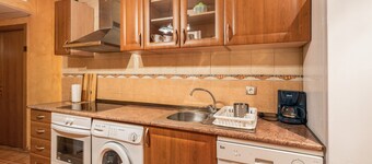 Country House 'El Rellano' with Balcony, Wi-Fi and Air Conditioning