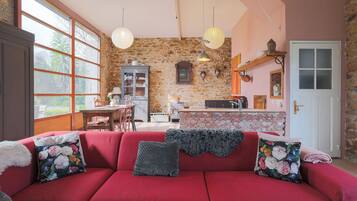 Cheminée, table de tennis de table