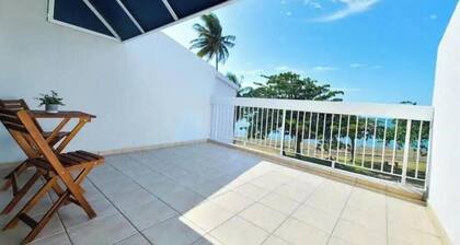 Ocean view villa walking distance to restaurants, public beach and more