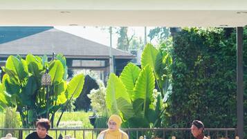 Family Experience Stay With Activities and Animal Feeding | Free WiFi