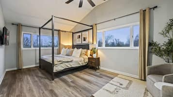 3 bedrooms, iron/ironing board, travel cot, WiFi