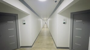 Front of property - Evergreen Inn Portland Airport (Portland)