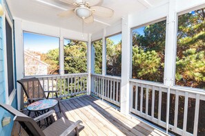 Property grounds - Oceanside,  Private Pool, Hot Tub, Community Amenities,  BH9, BeaContent (Corolla)