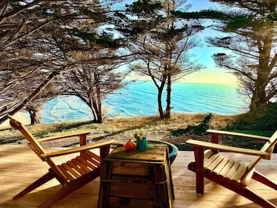 Beach Airstream - New Listing - overlooking Tunitas Beach - Half Moon Bay