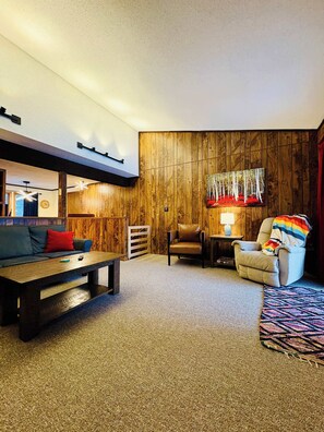 Interior - Alpen Villa Winter Escape at Powderhorn Mountain (Bessemer)