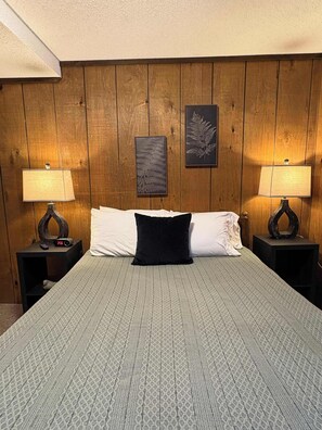 2 habitaciones, tabla de planchar con plancha, cuna de viaje y wifi