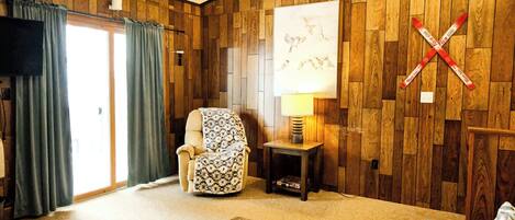 Smart-TV, Kamin, Videospiele, Arbeitsbereiche