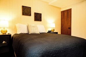 2 habitaciones, tabla de planchar con plancha, cuna de viaje y wifi 