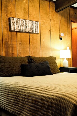 2 bedrooms, iron/ironing board, travel crib, WiFi