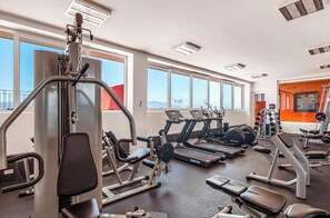 Fitness facility - Luxury apartment with amazing view and infinity rooftop pool. (Nuevo Vallarta)