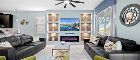 スマートテレビ、暖炉、テレビゲーム、DVD プレーヤー