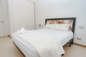 3 Schlafzimmer, Bügeleisen/Bügelbrett, WLAN, Bettwäsche
