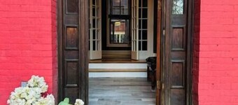 Walk to ACRISURE in 5 MINS! ~ The BEST Locale for NFL DRAFT + Free Private Park