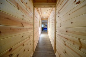 Interior - The Swanky Swan Cabin (Hochatown)