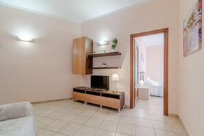 1 bedroom, iron/ironing board, WiFi, bed sheets - GuestHost - La Mole Apartment with Balcony (Torino)
