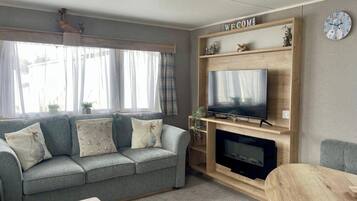 Télévision, cheminée