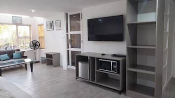 TV, stereo