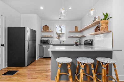 Modern Farmhouse Flat with Brewery Next Door!