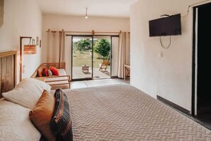 Comfort Room, Beach View | Free WiFi