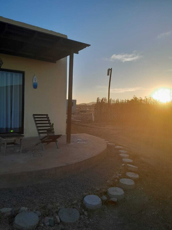 Exterior - Tres Velas Surf (Elota)