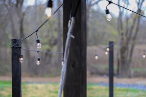 Property grounds - Eagle Lake Cottage - Eagle Lake Cottage (Dunnville)