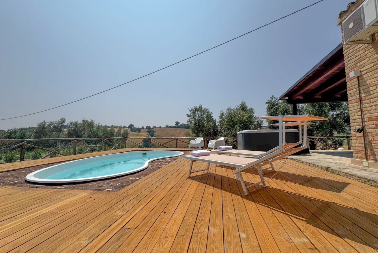 Piscina all'aperto