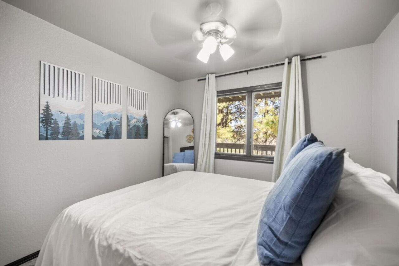 1 bedroom, iron/ironing board, travel cot, WiFi