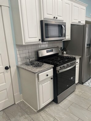 Microwave, oven, stovetop, dishwasher