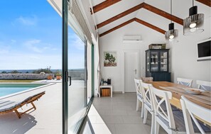 Dining - Stunning home in Krkovic (Krkovic)