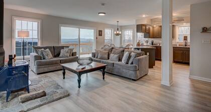 Stunning Views | Hot Tub | Pets