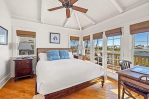3 bedrooms, iron/ironing board, travel crib, free WiFi