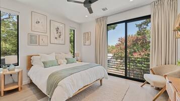 2 bedrooms, iron/ironing board, travel cot, WiFi