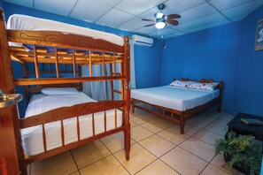 Basic Quadruple Room | Free WiFi - Casa Happy Life (San Juan del Sur)
