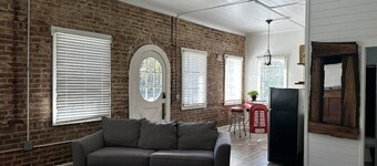 Enchanting Cottage with Historical Charm | Across From The Valley Venues & Lookout Mountain | Hiking