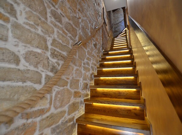 Staircase - Urban and Upscale Homes Rovinj Old Town (Rovinj)