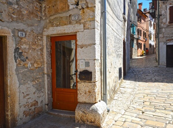 Apartment (Classic One Bedroom Apartment) | Exterior - Urban and Upscale Homes Rovinj Old Town (Rovinj)