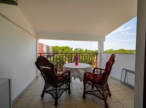 Double Room (Classic Double Room with Balcony) | Balcony
