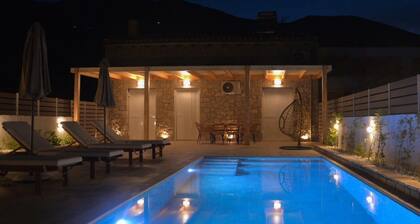 Villa Kalimera, Neochori, Lefkada - 2 bedroom villa w a private pool