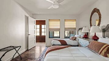 3 Schlafzimmer, Schreibtisch, BĂŒgeleisen/BĂŒgelbrett, WLAN