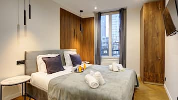 3 slaapkamers, een bureau, een strijkplank/strijkijzer, wifi