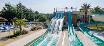 ZEcamping 3 étoiles animé parc aquatique animaux acceptés locatif clim