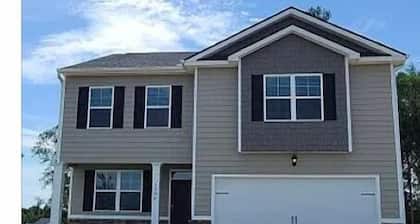 Less than 13-mile commute to Augusta National Golf Club