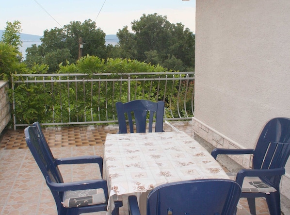 Departamento (Classic Four Bedroom Apartment with S) | Balcón