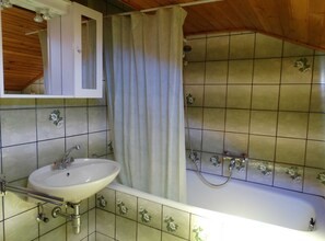 Leilighet (Two Bedroom Apartment withe Sea view ) | Bad | Håndklær