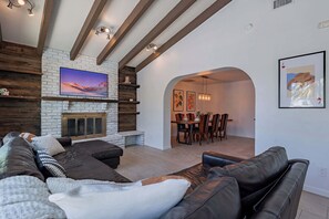 TV, fireplace, offices