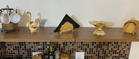 Fridge, oven, coffee/tea maker, toaster