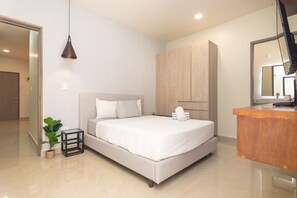 1 bedroom, WiFi, bed sheets - Luxury 1BR with balcony, Direct Access to 5th Ave (Playa del Carmen)